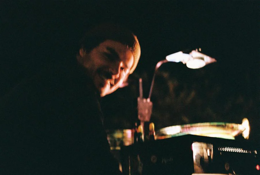 Aidan Lutz performing live