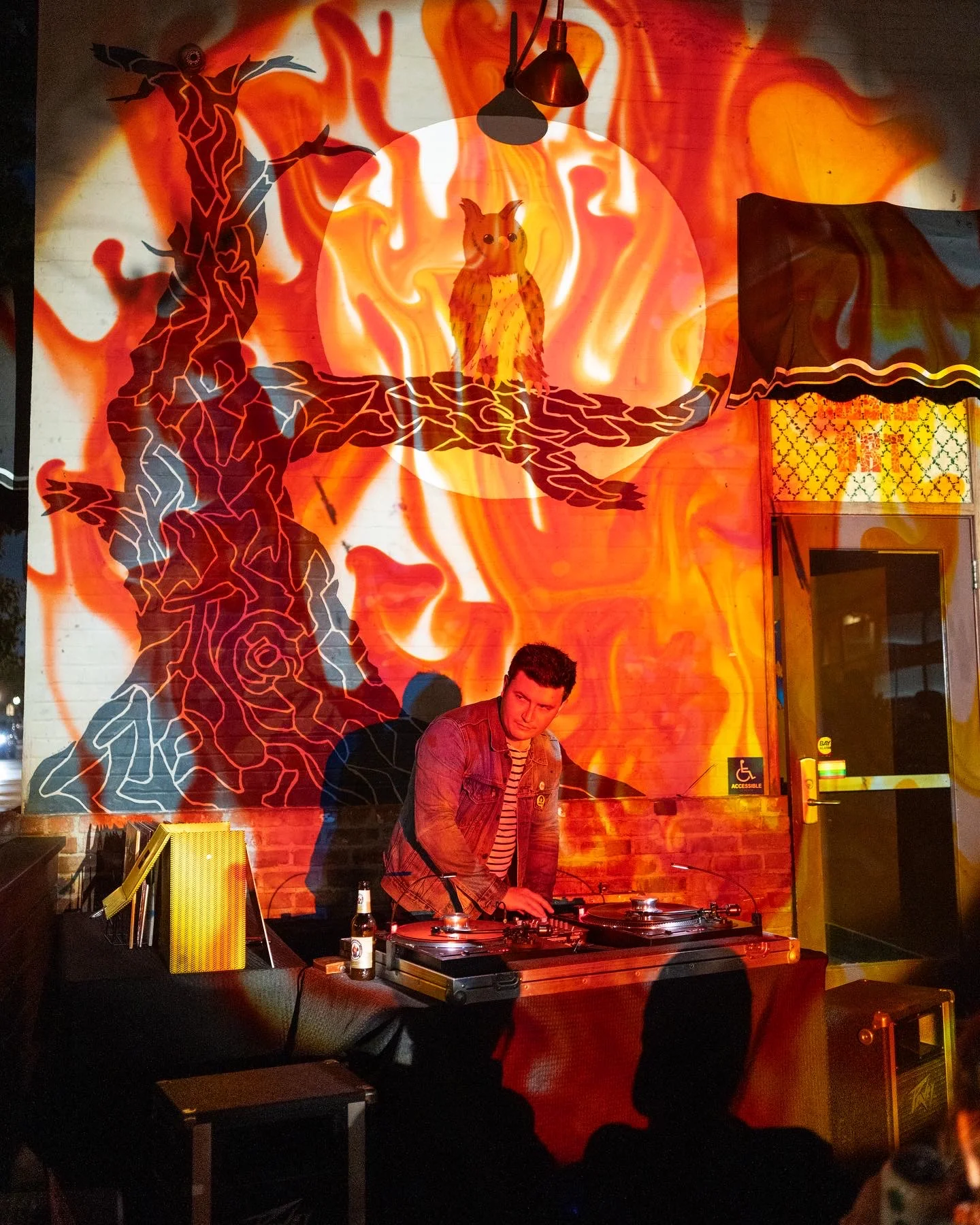 DROPTANK VINYLNIGHT RED THENIGHTOWL