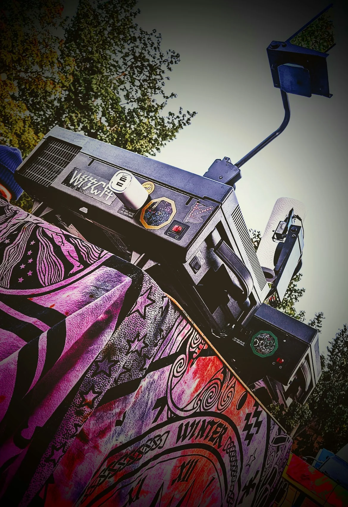 GEAR OVERHEADPROJECTOR