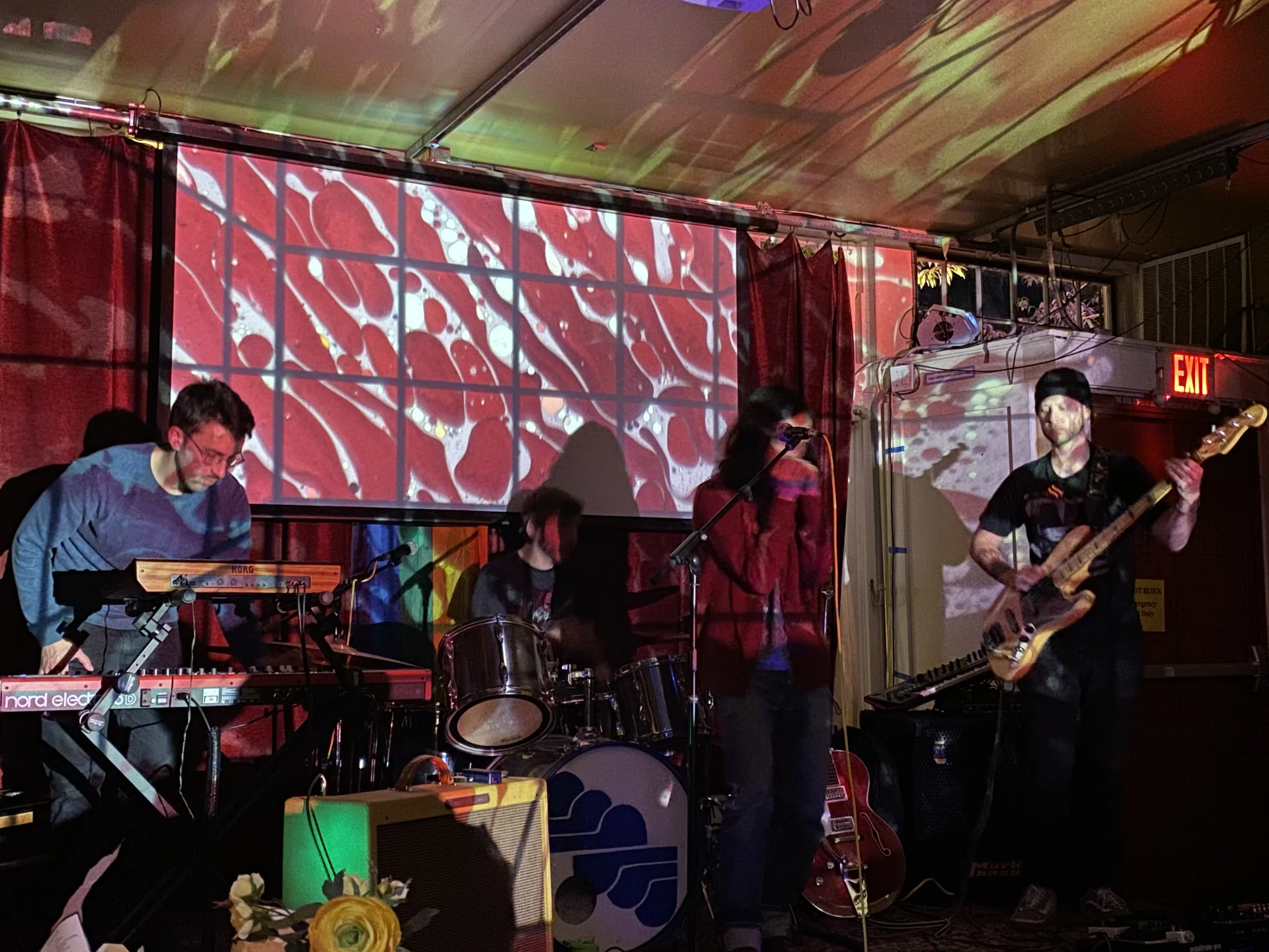 ATOMICMOMMA MISSISSIPPIPIZZAPUB SQUISHPLATE MAGENTA