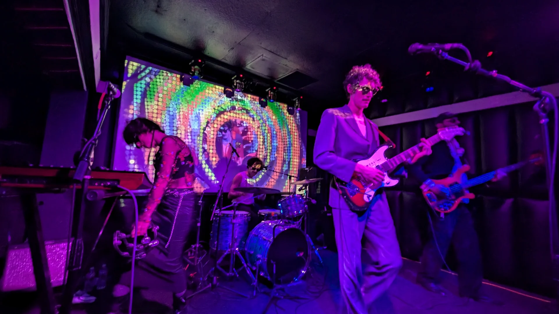 SODABAR DUMBOGETSMAD