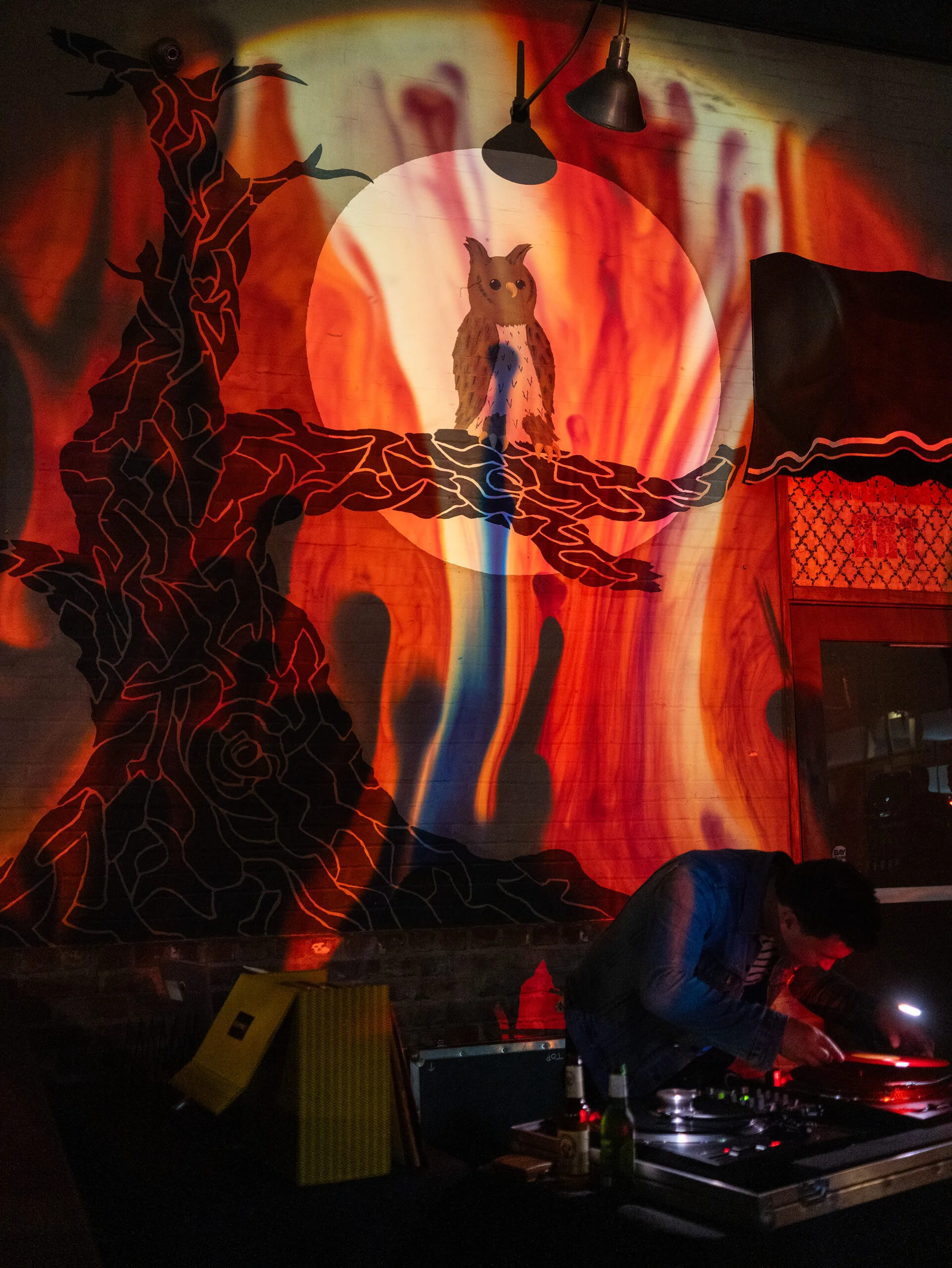 THENIGHTOWL VINYLNIGHT DROPTANK RED